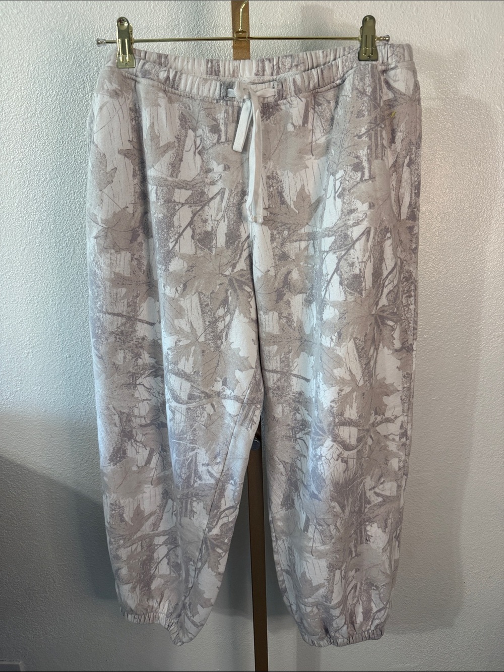 Hollister Beige/grey camo Jogger Sweatpants- Large